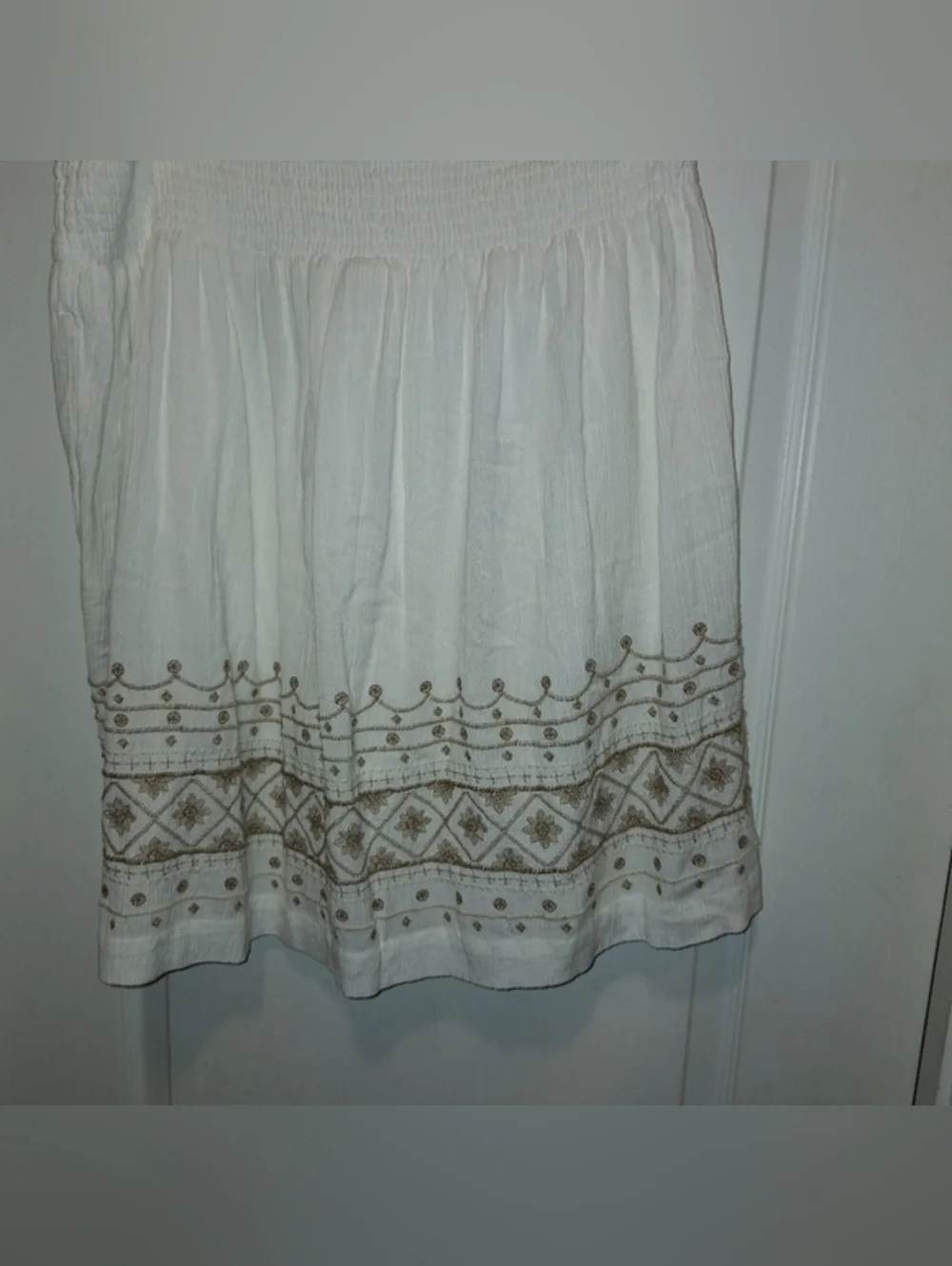 J. Jill White A-Line Skirt with Gold Embroidered Trim / Medium